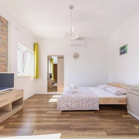 Hacienda Maximilian Trogir Seget Gornji Seget