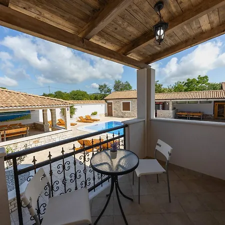 Hacienda Maximilian Trogir Seget فيلة *