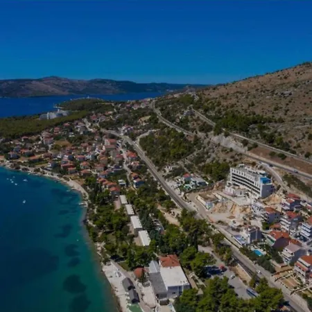 Hacienda Maximilian Trogir Seget فيلة *
